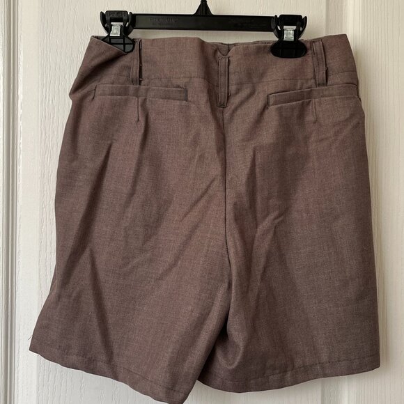 Women's Grey Suit Shorts Size M (Waist 70cm) - Picture 3 of 3